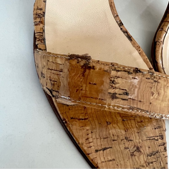 MANOLO BLAHNIK Tan Cork Sandals, size 6.5 - Picture 11 of 16